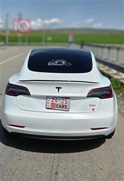 تسلا موديل 3